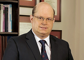 Julio Vergara, Director del Magíster en Ingeniería de Energía UC