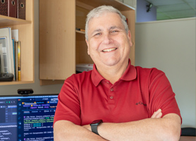 Jaime Navón, académico del Departamento de Ciencia de la Computación UC